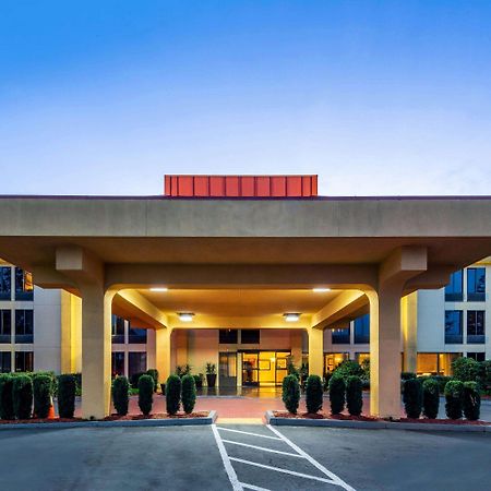 Oakland Airport Arena Hotel Екстериор снимка