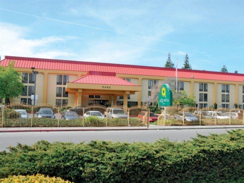 Oakland Airport Arena Hotel Екстериор снимка