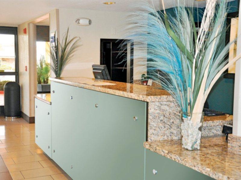 Oakland Airport Arena Hotel Екстериор снимка